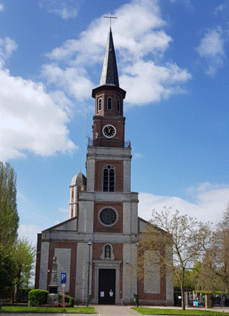 Afbeelding met buiten, klok, gebouw, kerk

Automatisch gegenereerde beschrijving